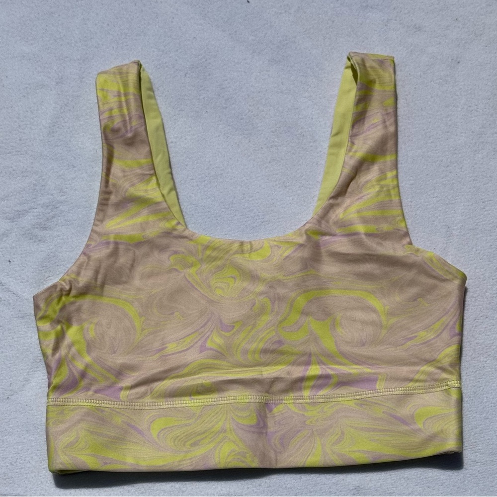 FABLETICS Swirl Pattern/Reversible (Yellow) Sports Bra.